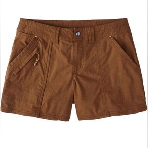 Title Nine Big B Shorts 4” rusty brown